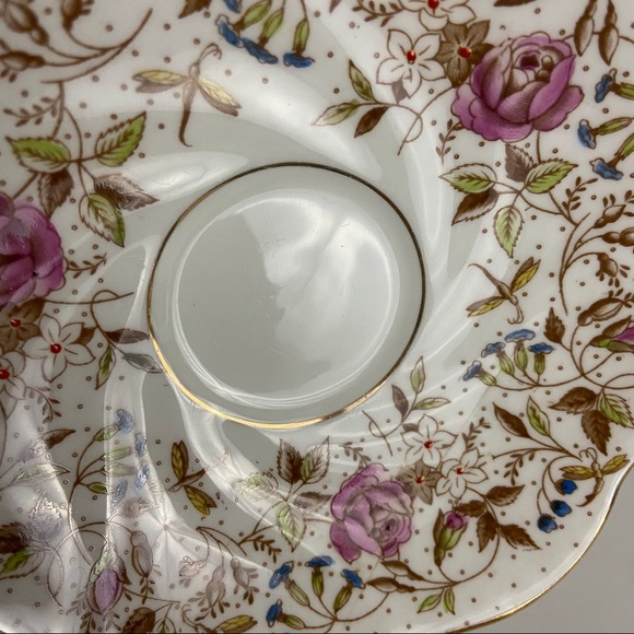 ❌SOLD❌Vintage Rosina Bone China Tea Cup & Saucer Floral Rose Dragonfly England - Picture 10 of 13